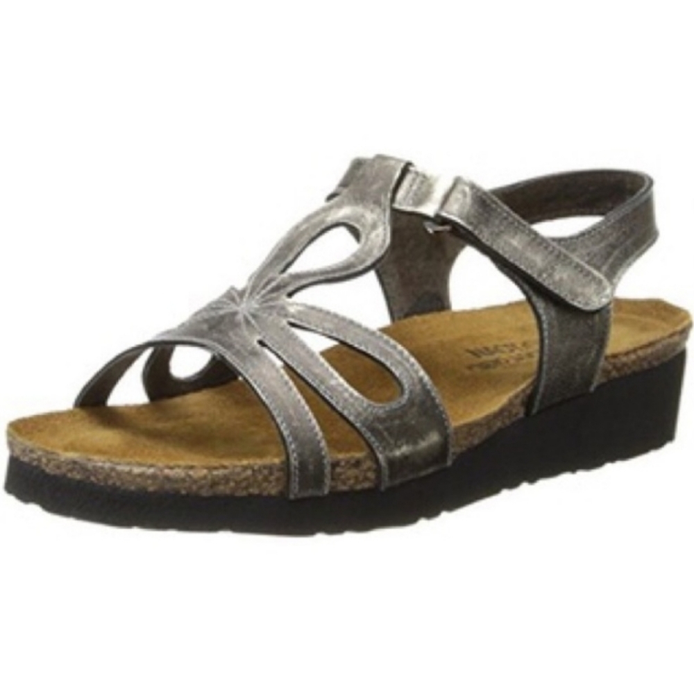 Naot metallic silver/gold strappy sandles sz 38/7